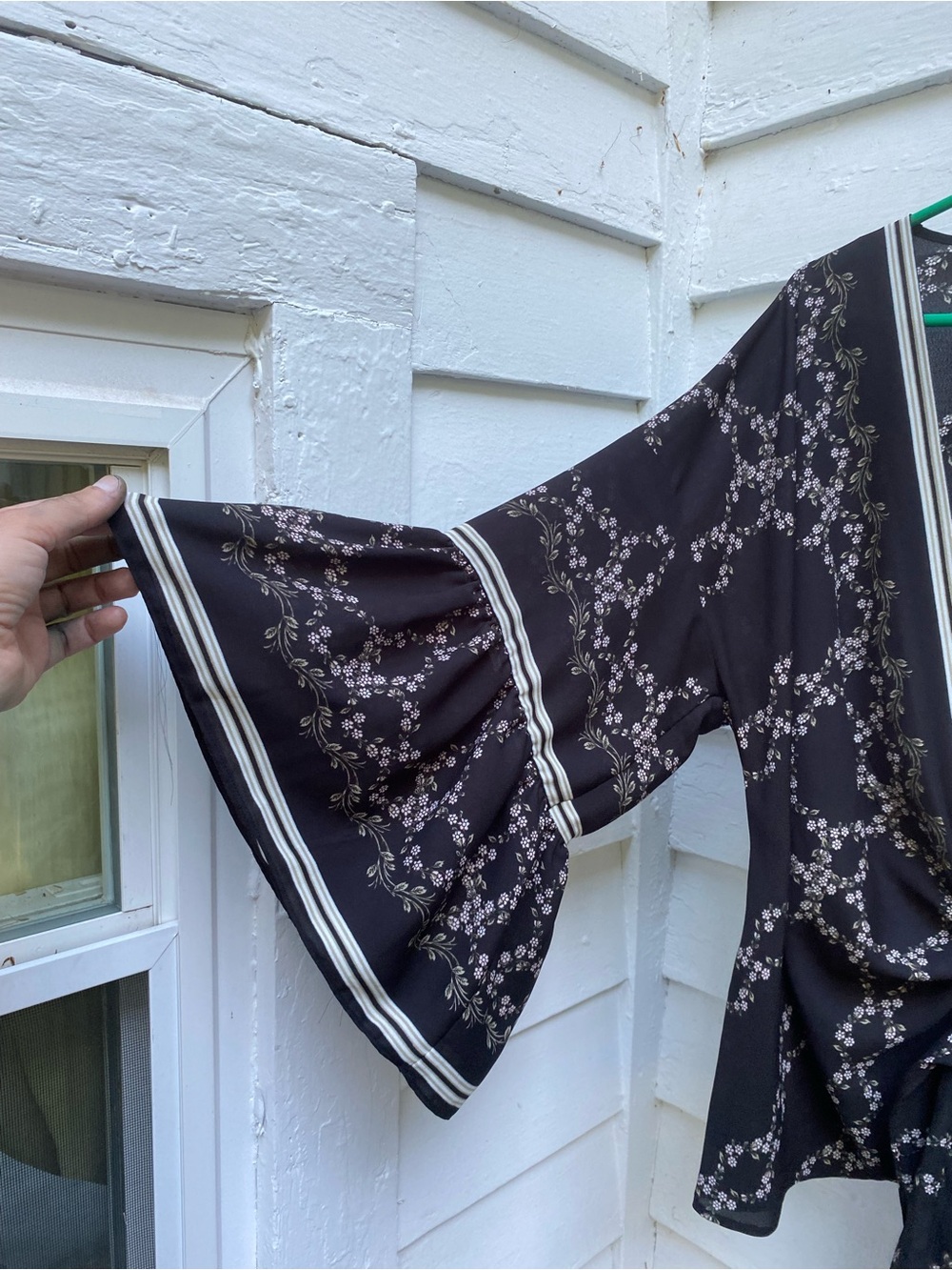 Max Edition Black and Floral Wrap Blouse - Picture 2 of 7